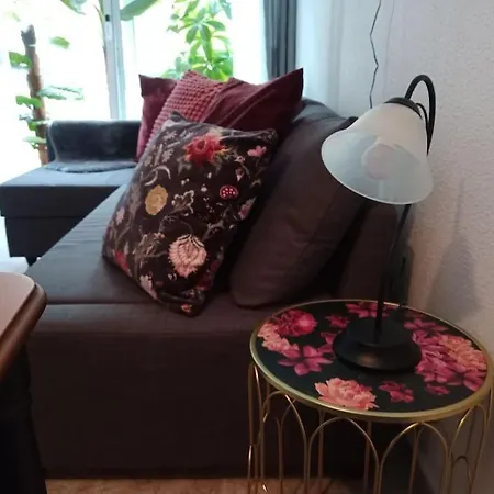 Garden's Sea Apartment *
